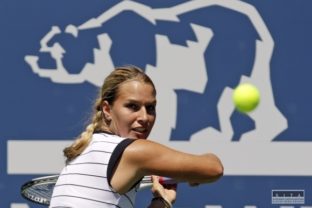 Cibulková v Stanforde postúpila do štvrťfinále