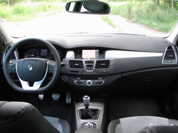 Renault Laguna 4CONTROL 2.0 dCi