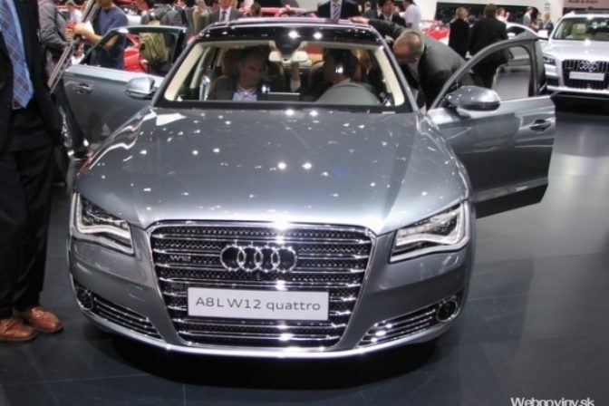 Audi A8 L W12