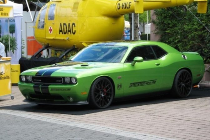 Dodge Challenger