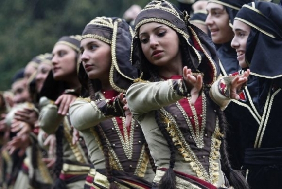 Gruzínsko, tanec, ženy