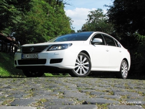 Renault Latitude 3.0 V6 dCi