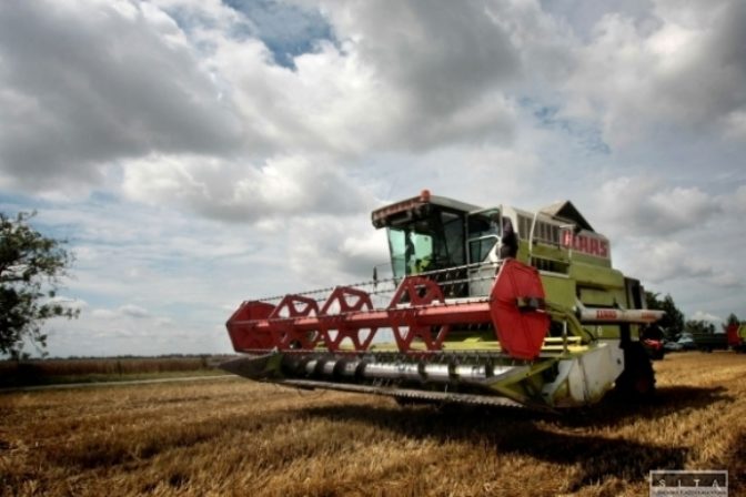 Žatva, farmári, poľnohospodári