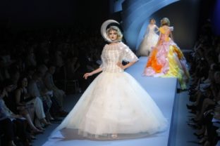 Christian Dior: Haute Couture v Paríži