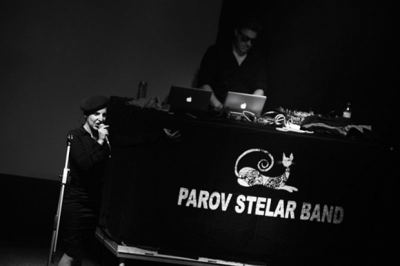 Parov Stelar Band dostal do varu preplnené MMC