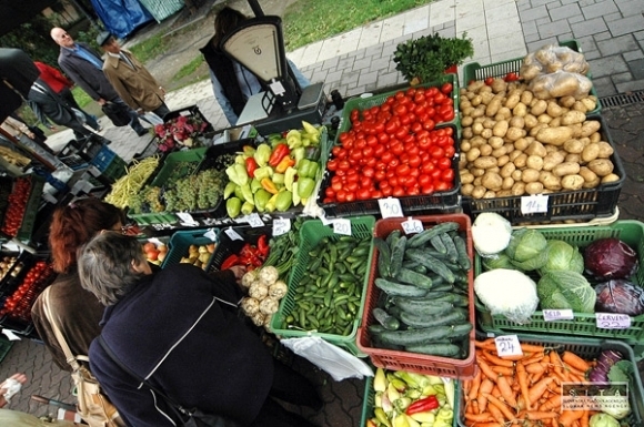 Ovocie, zelenina, trh