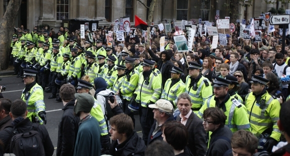 Protesty študentov v Londýne