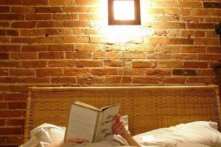 Čítanie v posteli