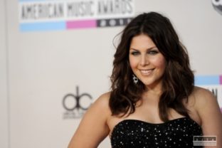 Hillary Scott