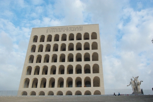 Mussoliniho Koloseum