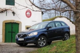 Volvo XC60 D3 AWD Ocean Race