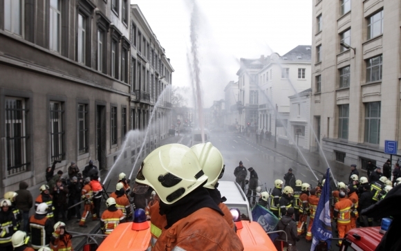Belgickí hasiči zaútočili proti vládnym škrtom