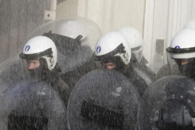 Belgickí hasiči zaútočili proti vládnym škrtom