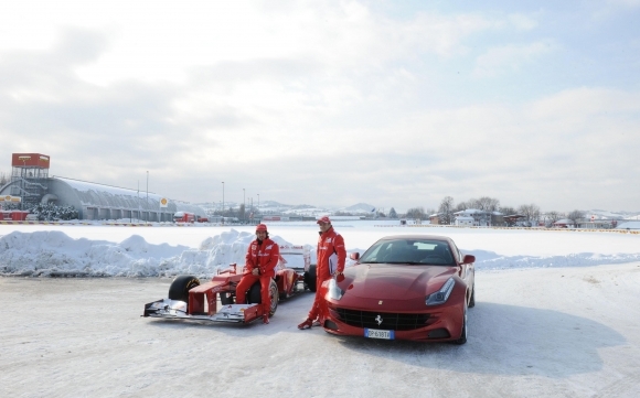Ferrari má nový monopost