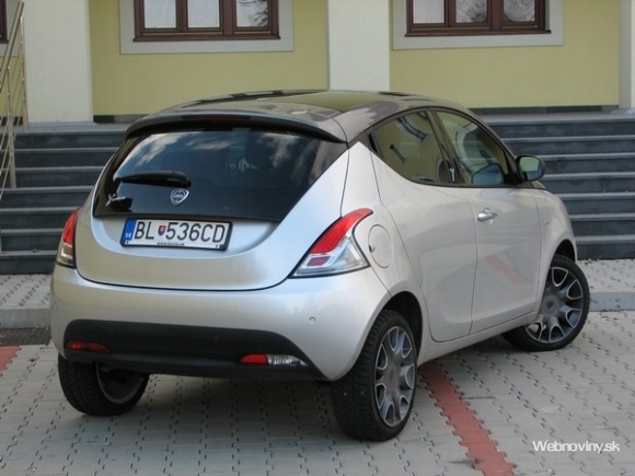 Lancia Ypsilon 0.9 Air MTA