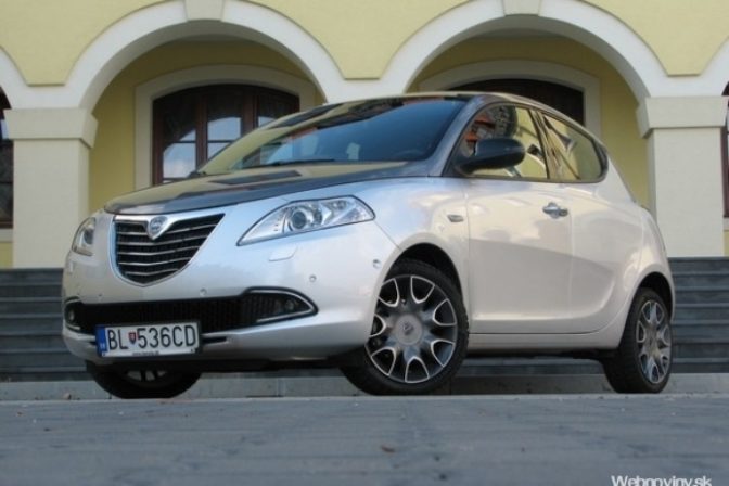 Lancia Ypsilon 0.9 Air MTA