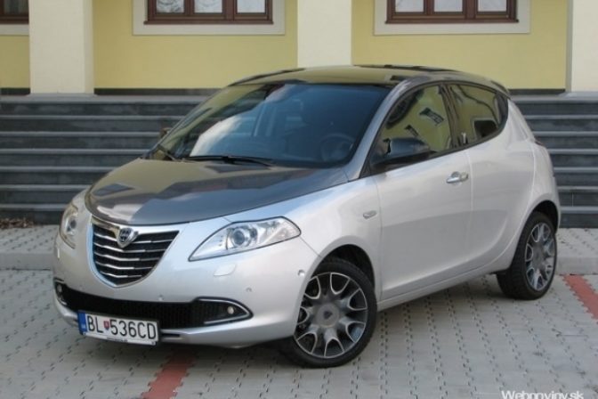 Lancia Ypsilon 0.9 Air MTA