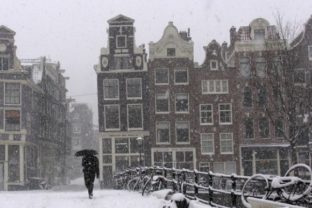 Mrazivé počasie si vyžiadalo v Európe už vyše 220