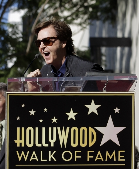 Paul McCartney má hviezdu na hollywoodskom Chodník