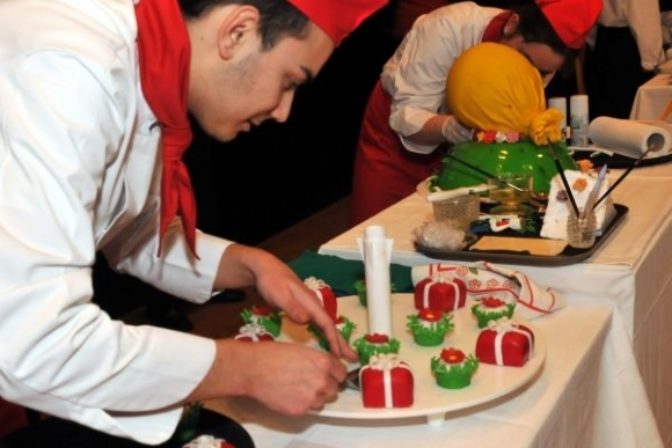 Výtvory mladých cukrárov boli pastvou pre oči i ml