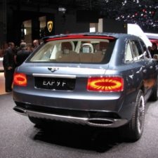 Bentley EXP 9 F koncept