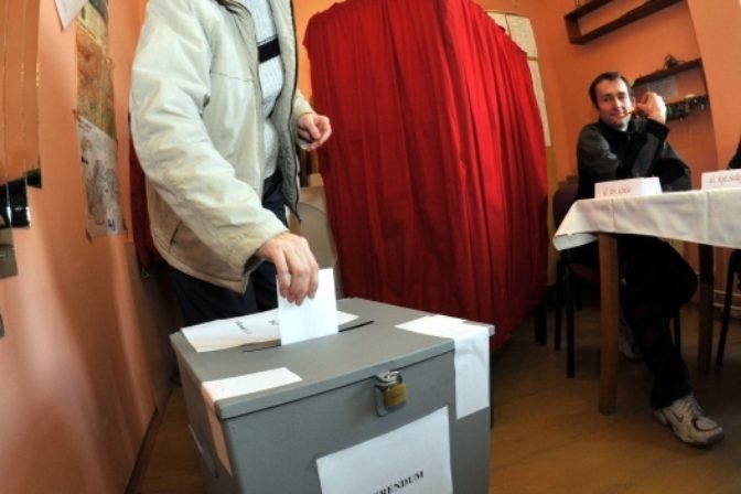 V piatich slovenských obciach sa koná referendum