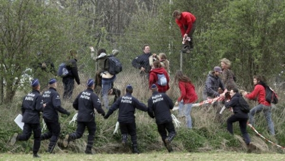 Pokus o vpád do sídla NATO nevyšiel, aktivistov za