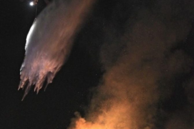 Ruský mrakodrap veľký nočný požiar nepoškodil