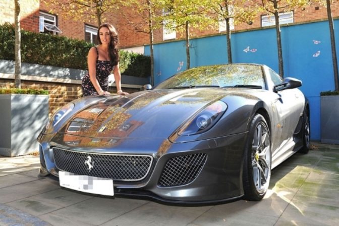 Tamara Ecclestone a Ferrari 599 GTO