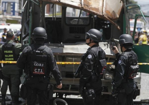 Bomba mala zabiť exministra vnútra