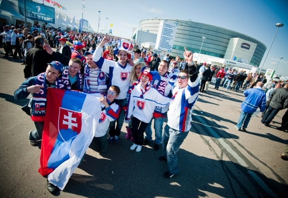 Fanúšikovia pred zápasom Česko - Slovensko