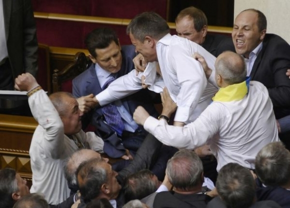 Debata o ruštine v ukrajinskom parlamente skončila