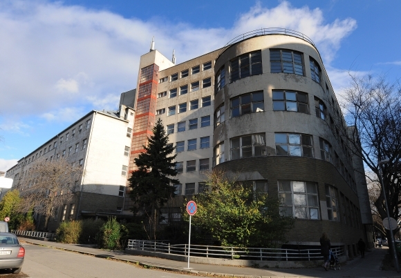 Budova bývalej nemocnice na Bezručovej ulici