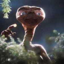 E.T. - Mimozemšťan (1982)