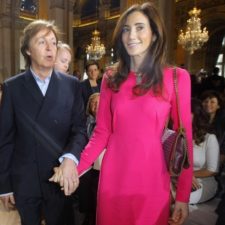 Legandárny Paul McCartney oslavuje 70. narodeniny