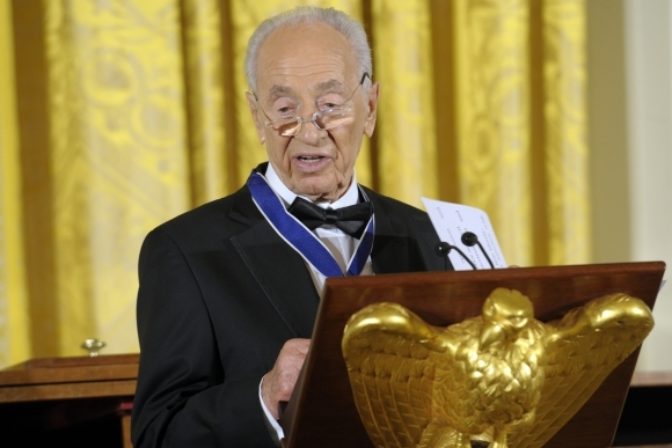 Medaila slobody pre Šimona Peresa