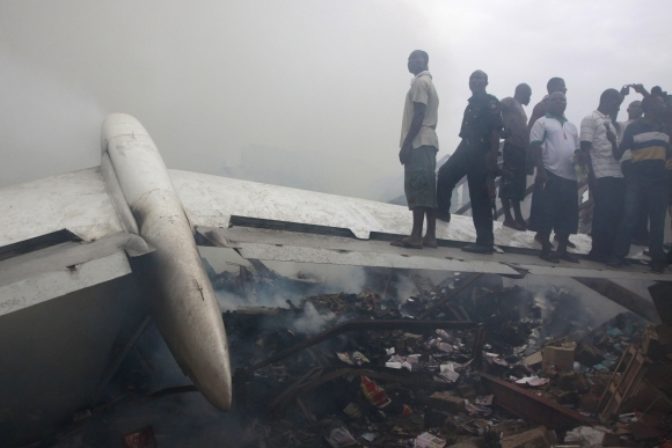 Nigéria smúti, na palube zrúteného lietadla nik ne