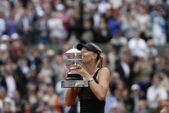 Šarapovová vyhrala Roland Garros