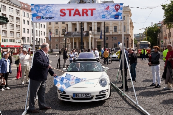 Štart etapy Electric Marathon 2012