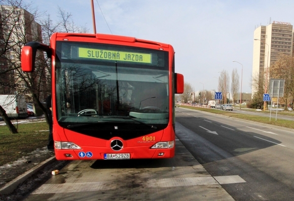 Bus