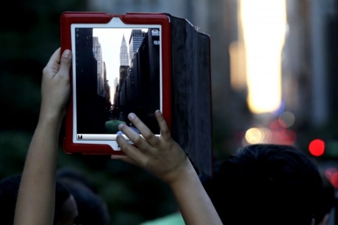 Manhattanhenge rozžiaril ulice New Yorku