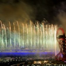 Ohňostroje počas otváracieho ceremoniálu