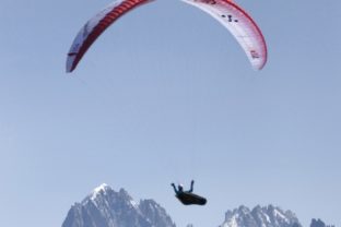 Paragliding