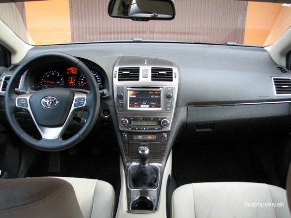 Toyota Avensis kombi 2.0 D 4D