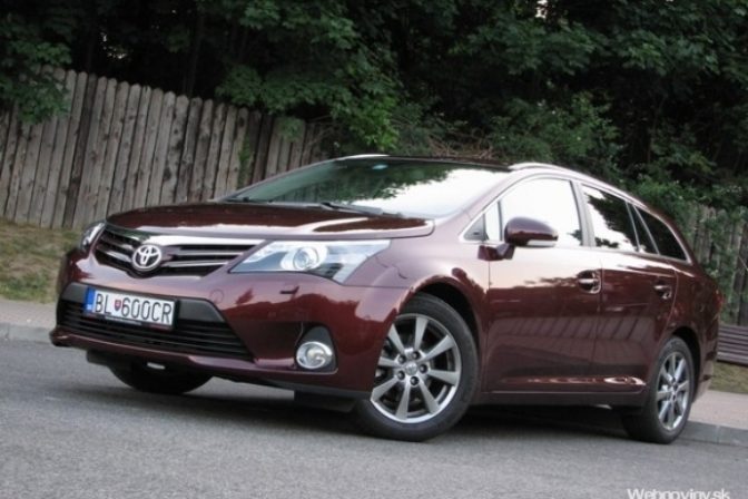 Toyota Avensis kombi 2.0 D 4D