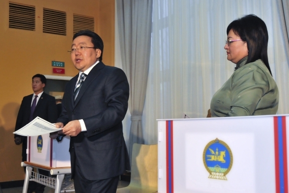 Tsakhiagiin Elbegdorj