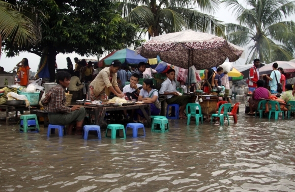 Barma je pod vodou