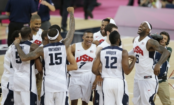 Basketbalisti USA vyhrali zlaté medaily