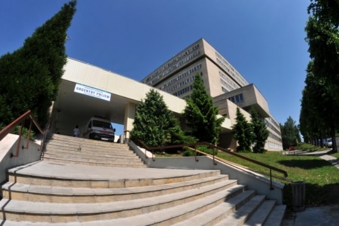Fakultná nemocnica s poliklinikou v Prešove