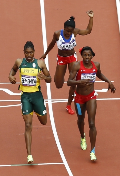 Juhoafrická bežkyňa postúpila do semifinále 800 m